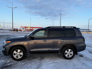 2013 Toyota Land Cruiser 200 Series Рестайлинг 1, серый, 4600000 рублей, вид 2