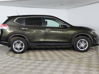 2016 Nissan X-Trail III, зелёный, 1499990 рублей, вид 4