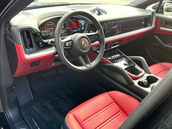 2025 Porsche Cayenne Coupé III Рестайлинг, чёрный - вид 26