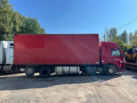 2000 Volvo FM, красный, 750000 рублей, вид 5