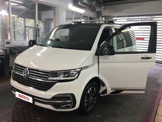 2020 Volkswagen Multivan T6 Рестайлинг, белый, 5150000 рублей, вид 3