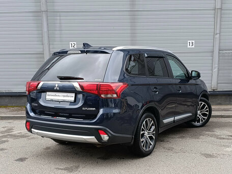 2017 Mitsubishi Outlander III Рестайлинг 2, чёрный, 1169000 рублей, вид 5
