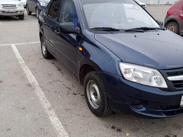 2012 Lada (ВАЗ) Granta I, серый, 200000 рублей