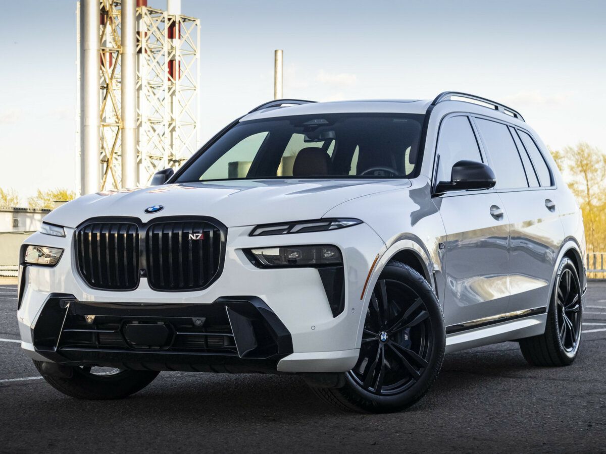 Открыть фотографии: BMW X7 I (G07) Рестайлинг