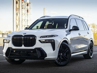 2022 BMW X7 40i I (G07) Рестайлинг, белый, 10777299 рублей, вид 1