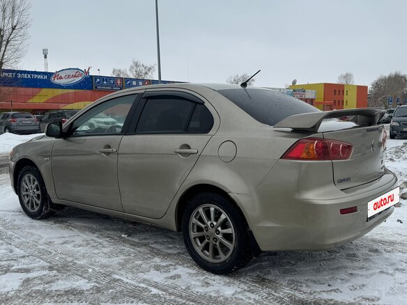 2007 Mitsubishi Lancer X, бежевый, 650000 рублей - вид 5