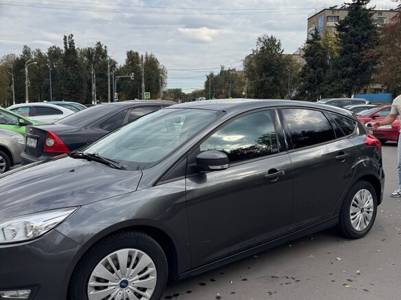 2019 Ford Focus III Рестайлинг, серый, 1050000 рублей - вид 5