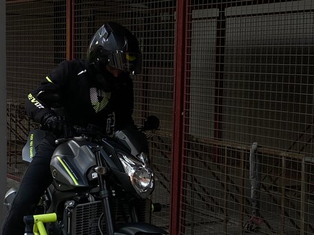 2013 Yamaha FZ8, серый, 530000 рублей, вид 5