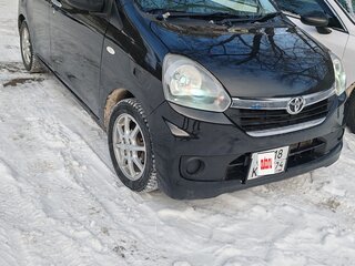 2016 Toyota Pixis Epoch I, чёрный, 610000 рублей, вид 2