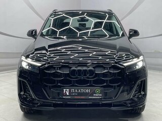 2025 Audi Q7 45 TFSI II (4M) Рестайлинг 2, чёрный, 8960000 рублей, вид 2