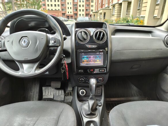 2018 Renault Duster I Рестайлинг, белый, 1400000 рублей - вид 5