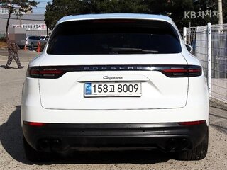 2019 Porsche Cayenne Coupé III, белый, 7100000 рублей, вид 3