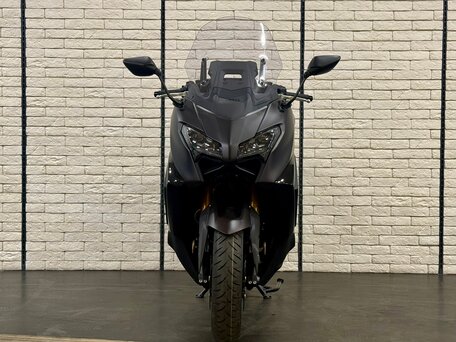2026 Yamaha TMAX, серый, 1850000 рублей, вид 5