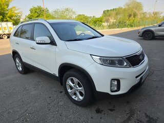 2014 Kia Sorento II Рестайлинг, белый, 1850000 рублей, вид 4
