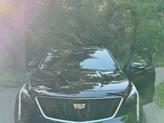 2022 Cadillac XT4 I, чёрный, 3500000 рублей, вид 1