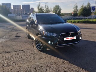 2010 Mitsubishi Outlander II Рестайлинг, чёрный, 1400000 рублей, вид 3