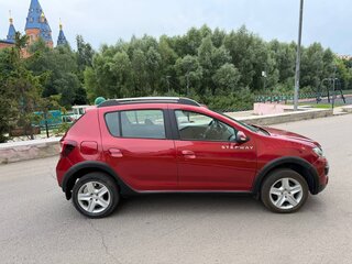 2017 Renault Sandero Stepway II, красный, 830000 рублей, вид 4
