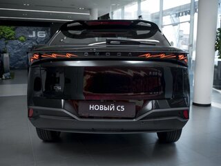 2026 Omoda C5 II, чёрный, 2423050 рублей, вид 3