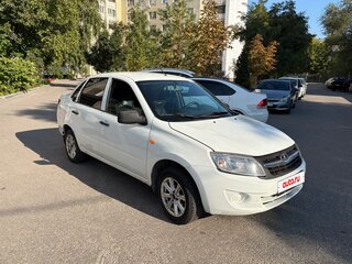 2014 Lada (ВАЗ) Granta I, белый, 315000 рублей, вид 3