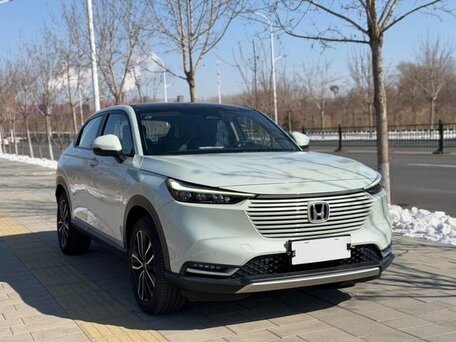2022 Honda Vezel II, белый, 1560000 рублей, вид 1