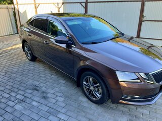 2017 Skoda Octavia III (A7) Рестайлинг, коричневый, 1780000 рублей, вид 3