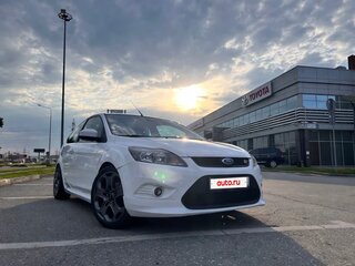 2009 Ford Focus II Рестайлинг, белый, 730000 рублей, вид 1