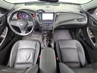 2021 Chevrolet Malibu IX Рестайлинг, белый, 1800000 рублей, вид 5