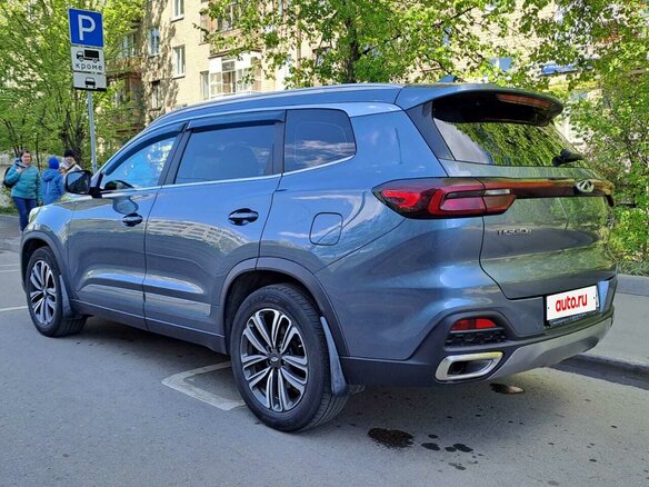 2020 Chery Tiggo 8 I, серый, 1500000 рублей - вид 4