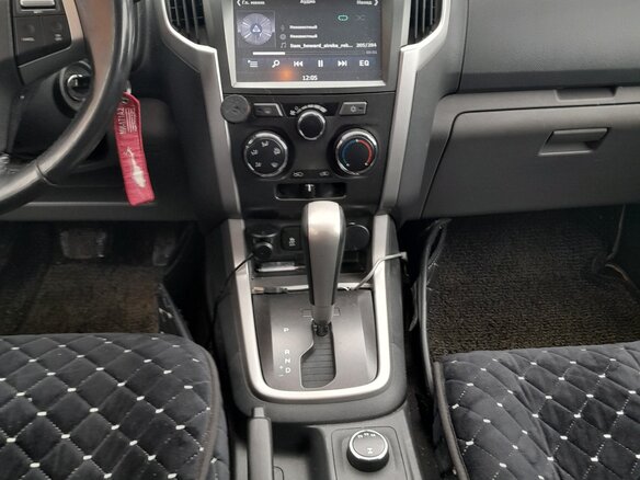 2013 Chevrolet TrailBlazer II, чёрный, 1200000 рублей - вид 7