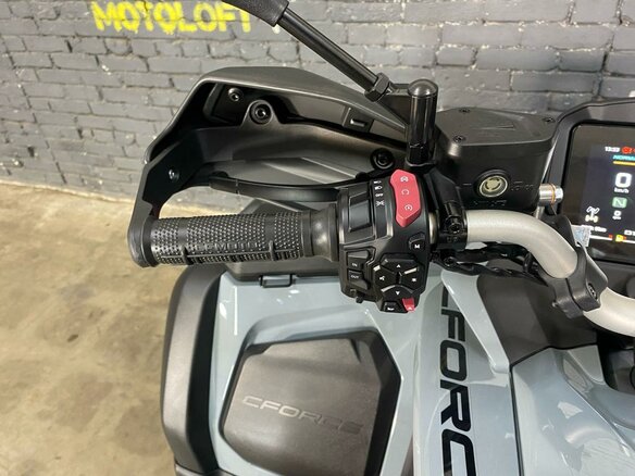 2025 CFMoto CFORCE 800 HO EPS LTD, серый, 1619900 рублей - вид 9