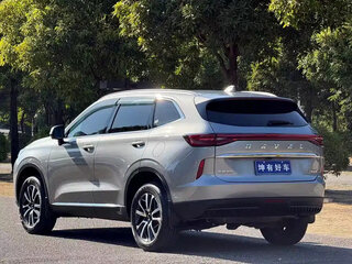 2023 Haval H6 III, серебристый, 1400000 рублей, вид 4