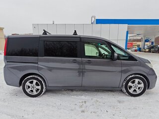 2015 Honda Stepwgn V, серый, 1700000 рублей, вид 4