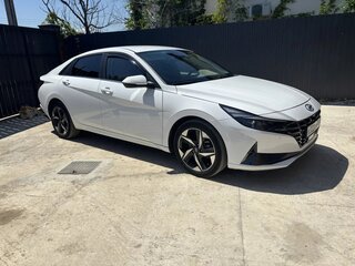 2020 Hyundai Avante VII, белый, 2100000 рублей, вид 1