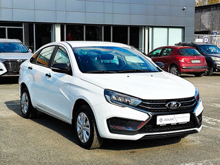 2024 Lada (ВАЗ) Vesta I Рестайлинг (NG), белый, 1173358 рублей, вид 2