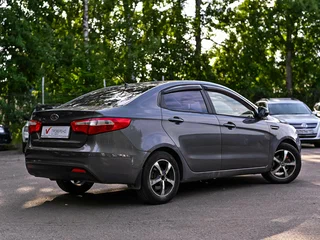 2011 Kia Rio 5-speed III, серый, 560000 рублей, вид 2