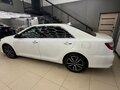 2017 Toyota Camry VII (XV50) Рестайлинг 2, белый, 2100000 рублей - вид 3