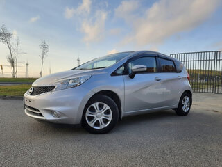 2015 Nissan Note II, серебристый, 740000 рублей, вид 1