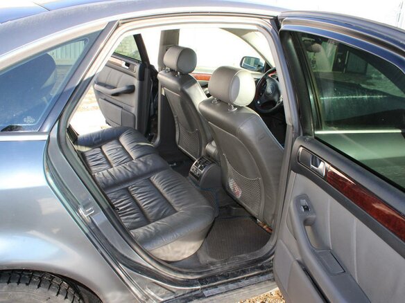 2002 Audi A6 II (C5) Рестайлинг, серый, 400000 рублей - вид 8