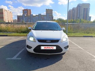 2011 Ford Focus II Рестайлинг, белый, 515000 рублей, вид 2