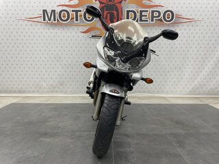 2002 Suzuki Bandit 1200, серебристый, 350000 рублей, вид 5