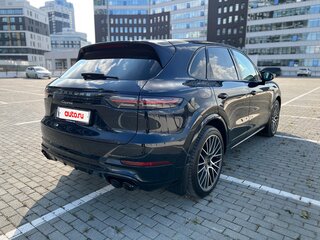 2019 Porsche Cayenne S III, синий, 7500000 рублей, вид 5