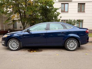 2012 Ford Mondeo IV Рестайлинг, синий, 1130000 рублей, вид 4