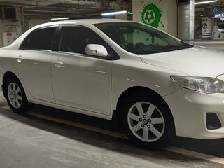 2013 Toyota Corolla X (E140, E150) Рестайлинг, белый, 1190000 рублей, вид 4