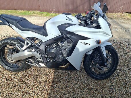 2014 Honda CBR 650F, белый, 760000 рублей, вид 4