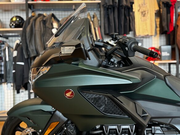 2024 Honda GL 1800 Gold Wing, зелёный, 3650000 рублей - вид 7