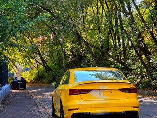 2016 Audi A3 III (8V) Рестайлинг, жёлтый, 1680000 рублей, вид 4