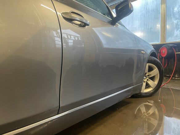2009 BMW 5 серии 525i V (E60/E61) Рестайлинг, серый, 860000 рублей - вид 18