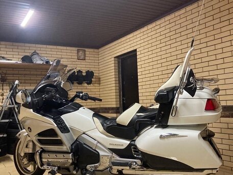2012 Honda GL 1800 Gold Wing, белый, 1450000 рублей, вид 5