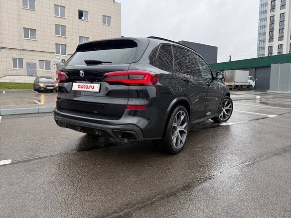 2022 BMW X5 30d IV (G05/G18), чёрный, 8350000 рублей - вид 7