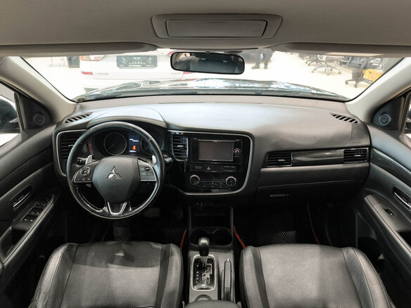 2016 Mitsubishi Outlander III Рестайлинг 2, чёрный - вид 16